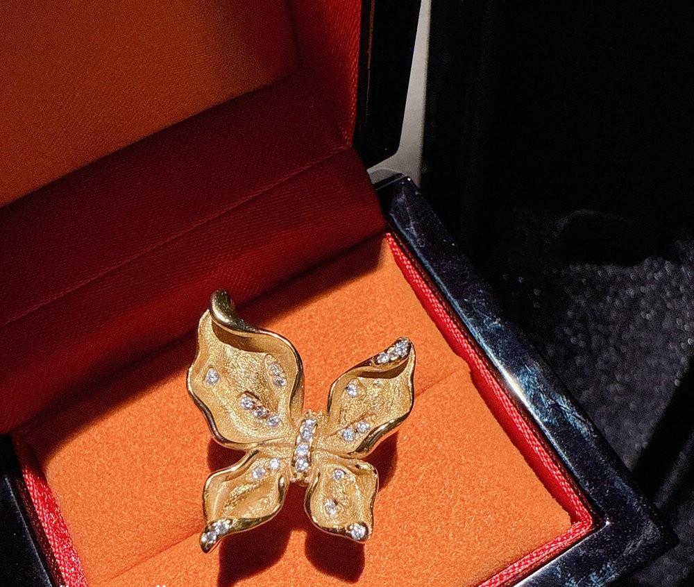 "Goddess Collection" – Vintage Coin & Floral Enamel Jewelry